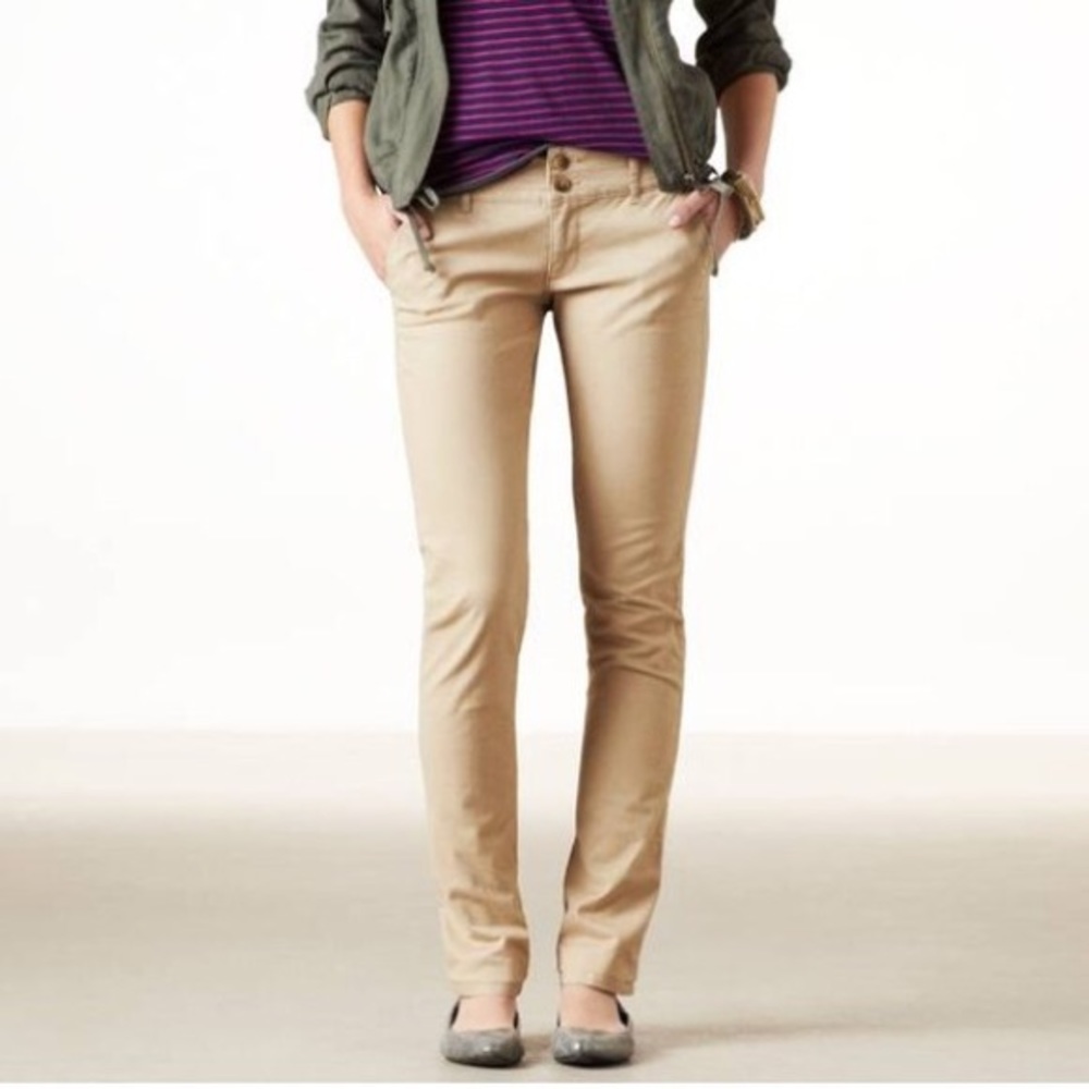 American Eagle Women’s Skinny Khaki Pants